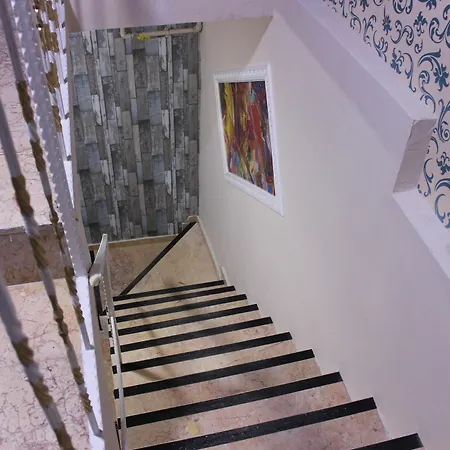 Appartement Lika 2 *